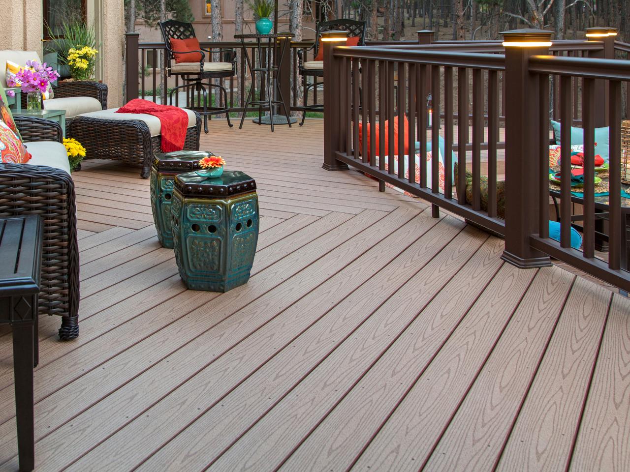 deck builders